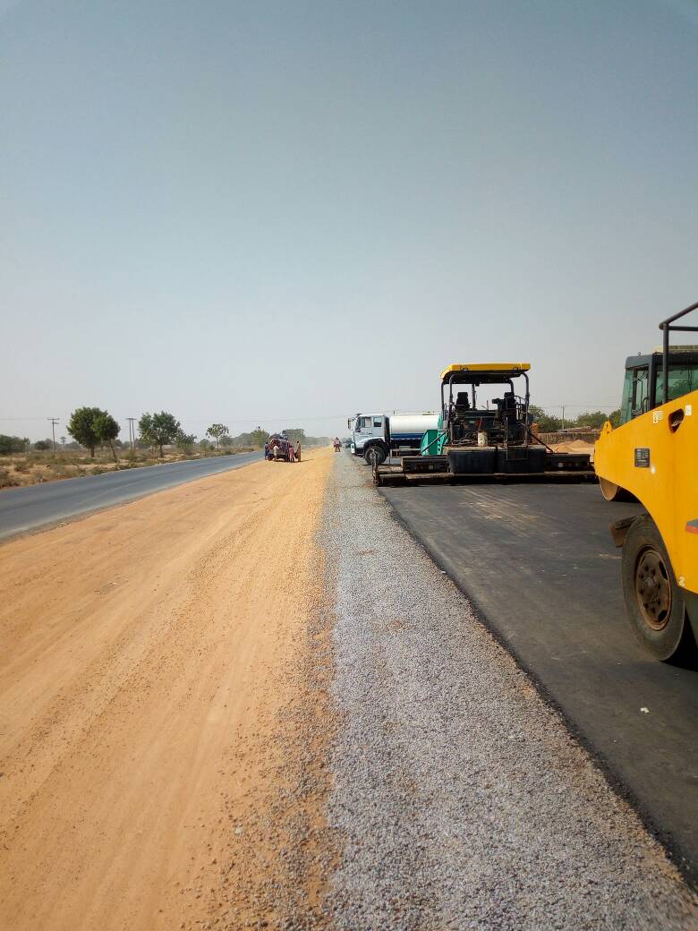 (5) DUALIZATION OF KANO-KATSINA ROAD: (PHASE II - KANO/KATSINA BORDER LINK TO KATSINASTEEL ROLLING MILLS ROUNDABOUT)Contractor: CCECC Nigeria LtdContract Sum: N29.65bnCurrent Completion Level: 0.00%2020 SUKUK Payment: N3.75bnOngoing DualizationKms Covered (2020): 26.5km
