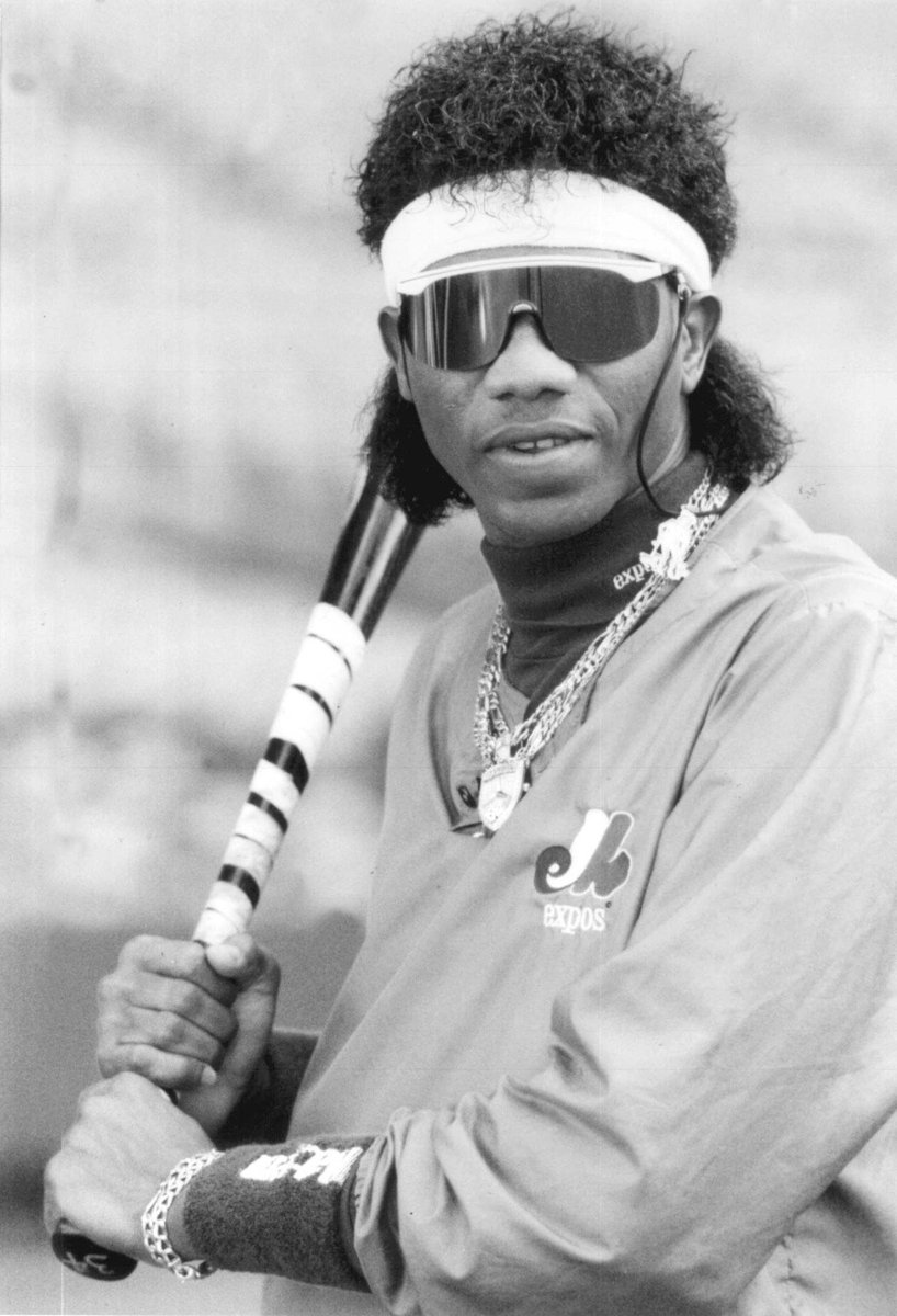 Again! 1989! BRING. BACK. GOLD. FRONTS. Sad part, nobody saw all that drip because he was played for Montreal and their games didnt nearly as much TV love as American teams. RIP Pascual Perez