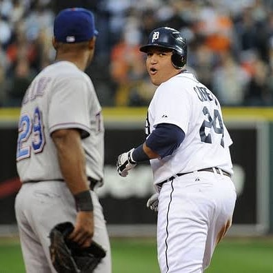 carlosuarezmota's tweet photo. Con el cuadrangular de hoy de @MiguelCabrera llegó a 478 en su carrera, de esta manera quedó en la casilla 30 de todos los tiempo y dejó atrás a Adrián Beltré que se retiró con 477. 

También desplazó a Carl Ripken Jr del puesto 28 de producidas al llegar a 1696. https://t.co/33YNLSZTDG