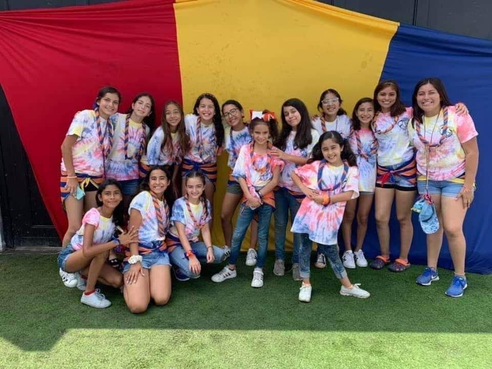 alopezac08's tweet photo. Gracias por darme mis momentos y mis personas favoritas, eres mi pedacito de cielo ❤️🌟💙
#21years #MakingItShine https://t.co/LlUgG0wc6f
