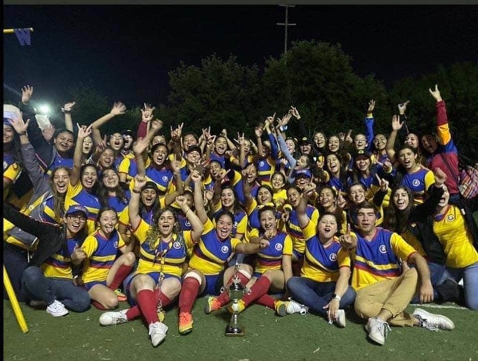 alopezac08's tweet photo. Gracias por darme mis momentos y mis personas favoritas, eres mi pedacito de cielo ❤️🌟💙
#21years #MakingItShine https://t.co/LlUgG0wc6f