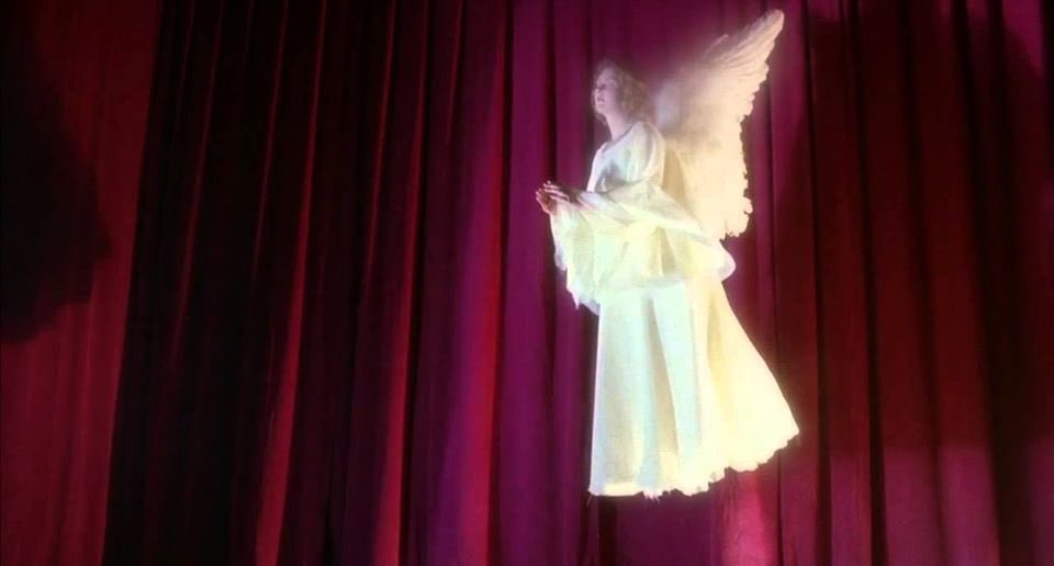 epiphany - twin peaks: fire walk with me (1992)“only 20 minutes to sleep but you dream of some epiphany, just one simple glimpse of relief to make some sense of what you’ve seen”