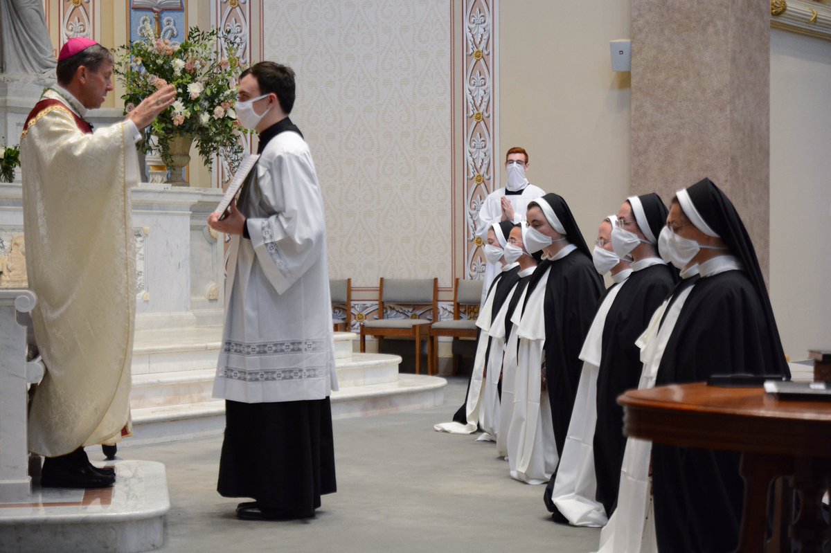 bpspalding's tweet photo. Congratulations to the Dominican Sisters of Saint Cecilia and the Sisters who made Perpetual Profession this morning. May God continue to bless their yes to His call. https://t.co/tIi2t4zU9N