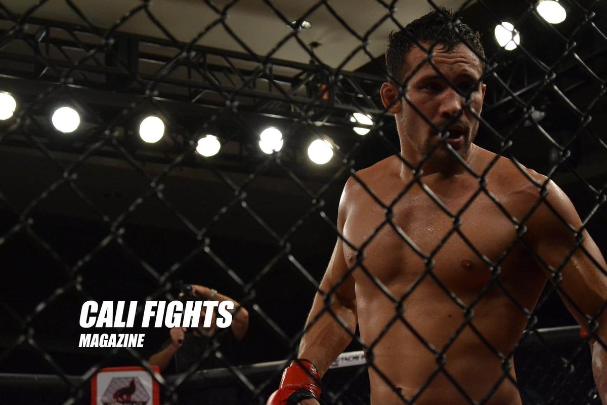 CaliFights's tweet photo. we miss this game!! can’t wait to get back to work!! @califights @The_Machine_135 https://t.co/LBzoj7cQLg
