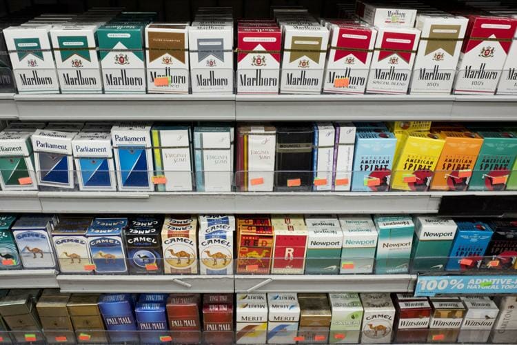 RegWatchCanada's tweet photo. Traditional cigarettes continue to outperform electronic cigarettes during pandemic | Curated on - https://t.co/mQjWTW7t5Q #WARONVAPING #VAPINGVSSMOKING #HYSTERIA #COVID19 #vaping https://t.co/Lh6fjGXfve