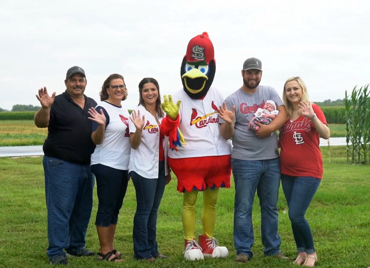 MissouriCorn's tweet photo. Who else is pumped because baseball is back?! #GoFarmTeam #FredbirdOnTheFarm https://t.co/0Q0OYl7IIj