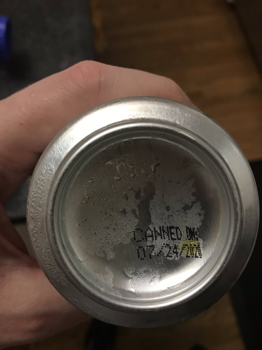 dar787s's tweet photo. Made a beer run to both @2ndshiftbrewing and @TheCivilLife today and just noticed that both of the beers I purchased are one day old. #Freshhhh #DrinkLocal @stlhops https://t.co/OHsRwWVKmu