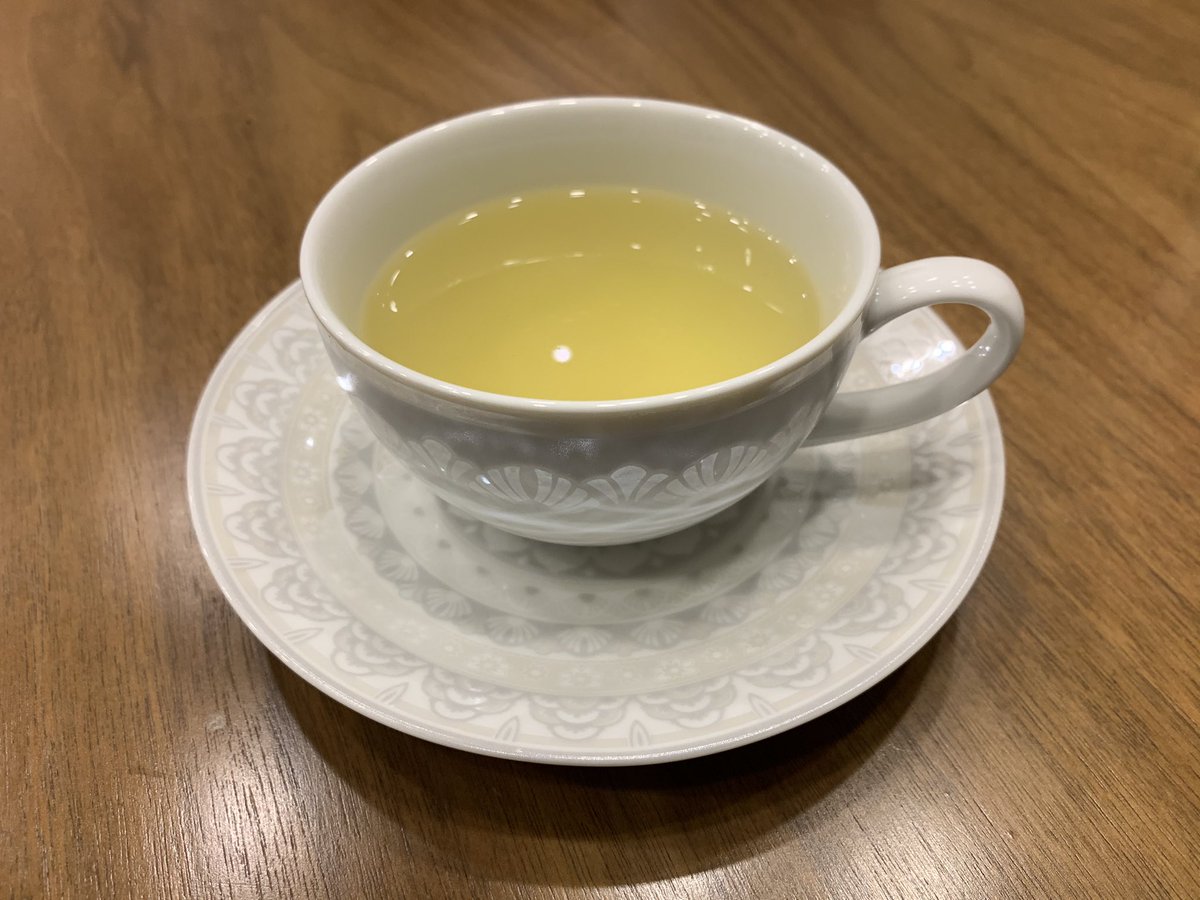 PrabirJha's tweet photo. #Hiring a candidate or choosing a job all have the challenge of the moment. Both sides drag a little too long.And both run the risk of losing out on a huge possibility while looking for that perfect match.There never is one !! Pick your tea before it turns cold😊#PrabirInsights https://t.co/xXiEsqZNwe