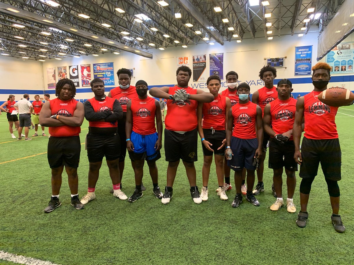 CoachP82330450's tweet photo. We had a great time today at Lemming showcase today! @CoachBigPete, @DeepDishFB @Jlemming18 @lemminginsider .  #MCEagles https://t.co/fqInAlL1HP