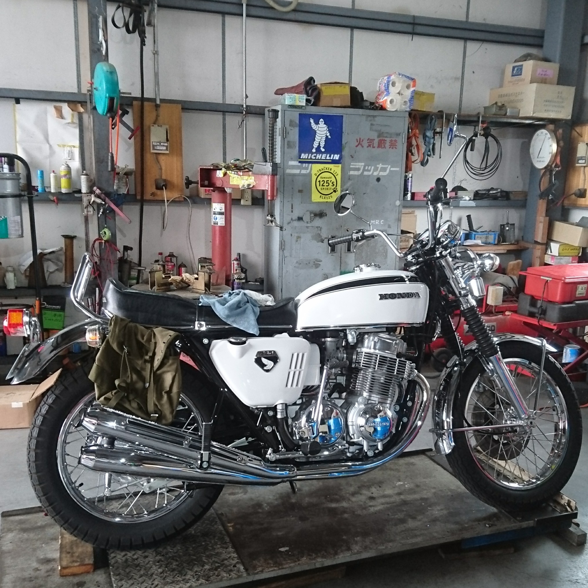 CB750four CB750K モスシート 見合わ 名古屋仕様 CB750four CB750K モスシート 見合わ 名古屋仕様
