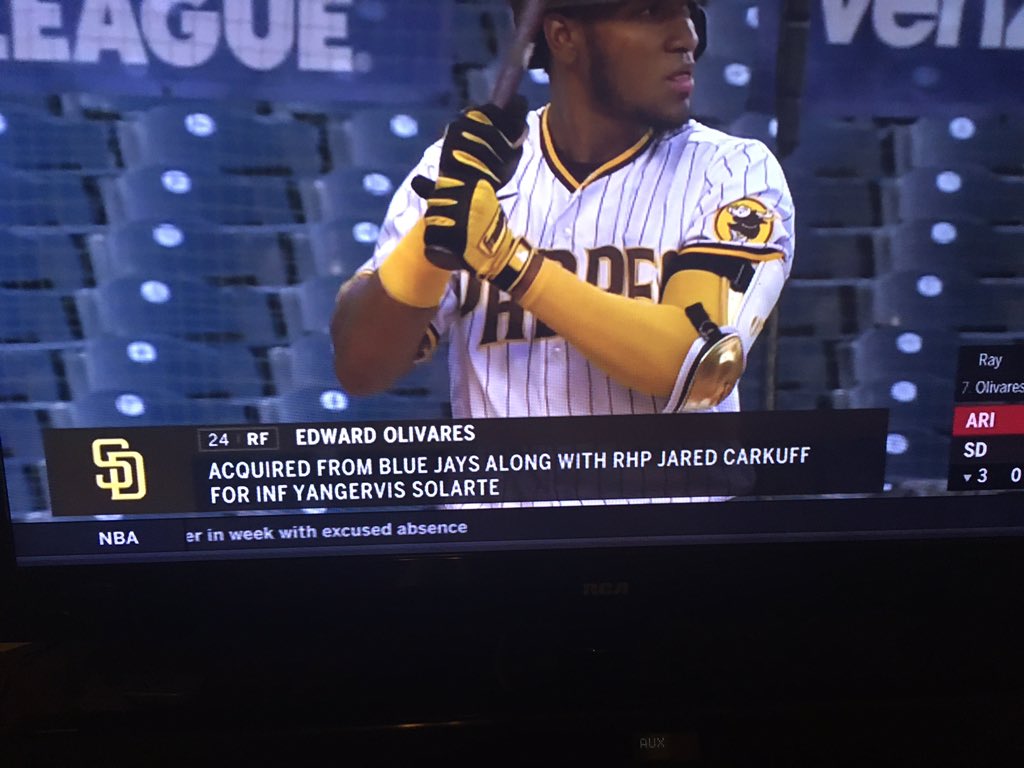 BrianRives's tweet photo. Always good to be watching some baseball and get a great reminder of one of your favorite @AustinPeayBSB @thekuff16 #OffTheKuff https://t.co/FIHUKNsNNG
