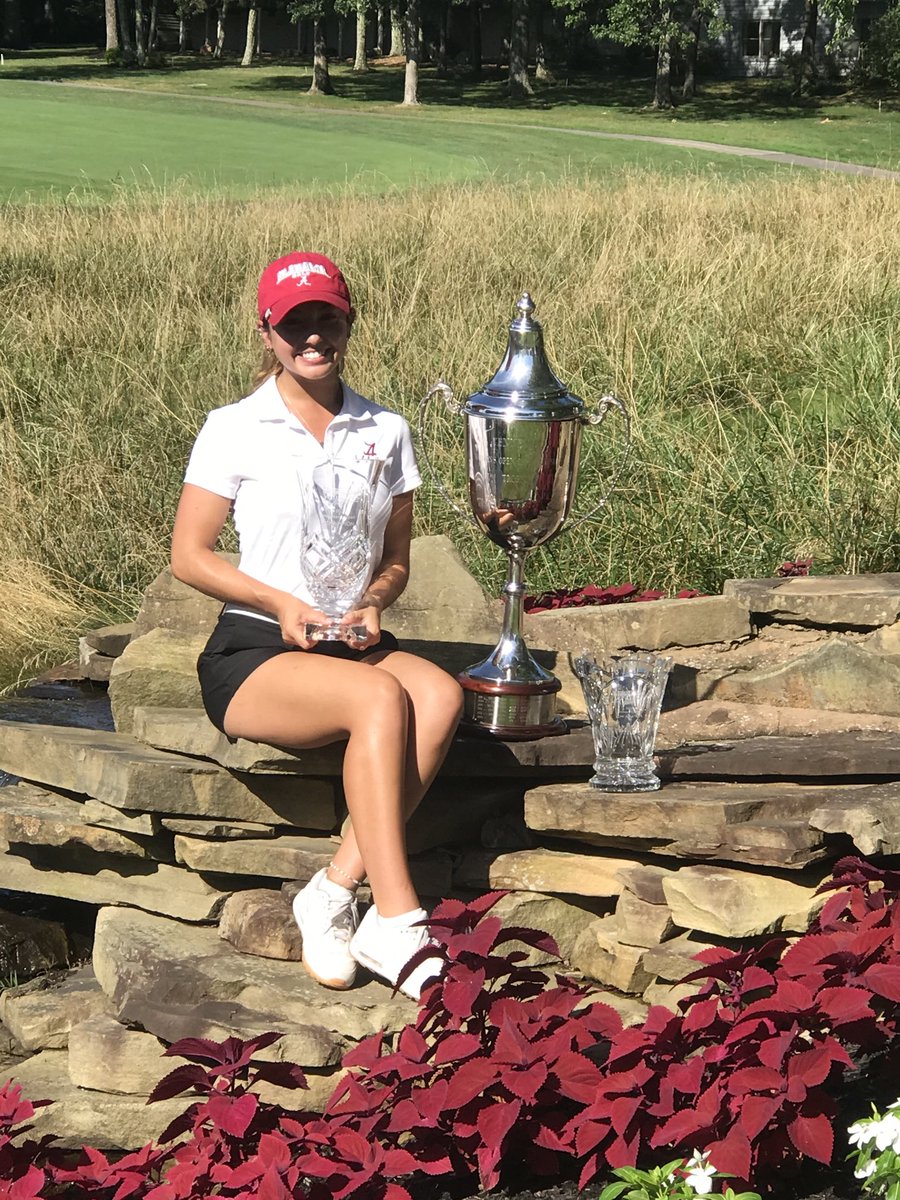 Michaela Morard wins her 1st Professional Event.  2020 Tennessee Womens Open.  🥂.      Dad was even on the bag auditioning for next weeks USGA Women’s Amateur........      Me me me me me, Hope she picks me. 😂