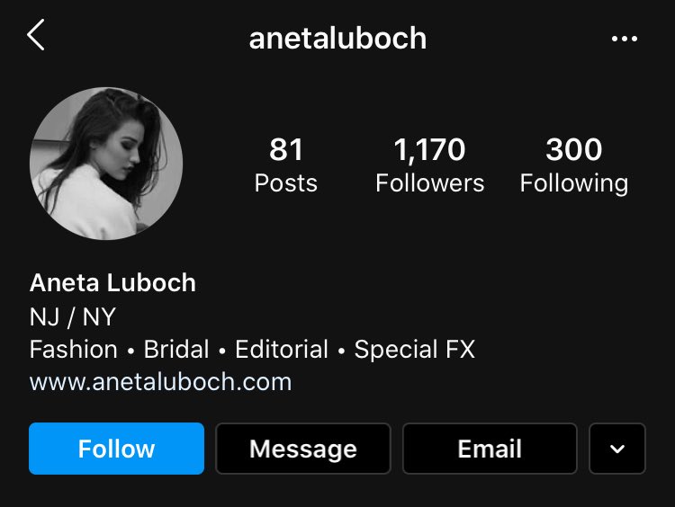 Looking around her profile, in one comment she reveled her Instagram username making it posible to find out her real name. Aneta Luboch is a MakeUp Artist from New Jersey.