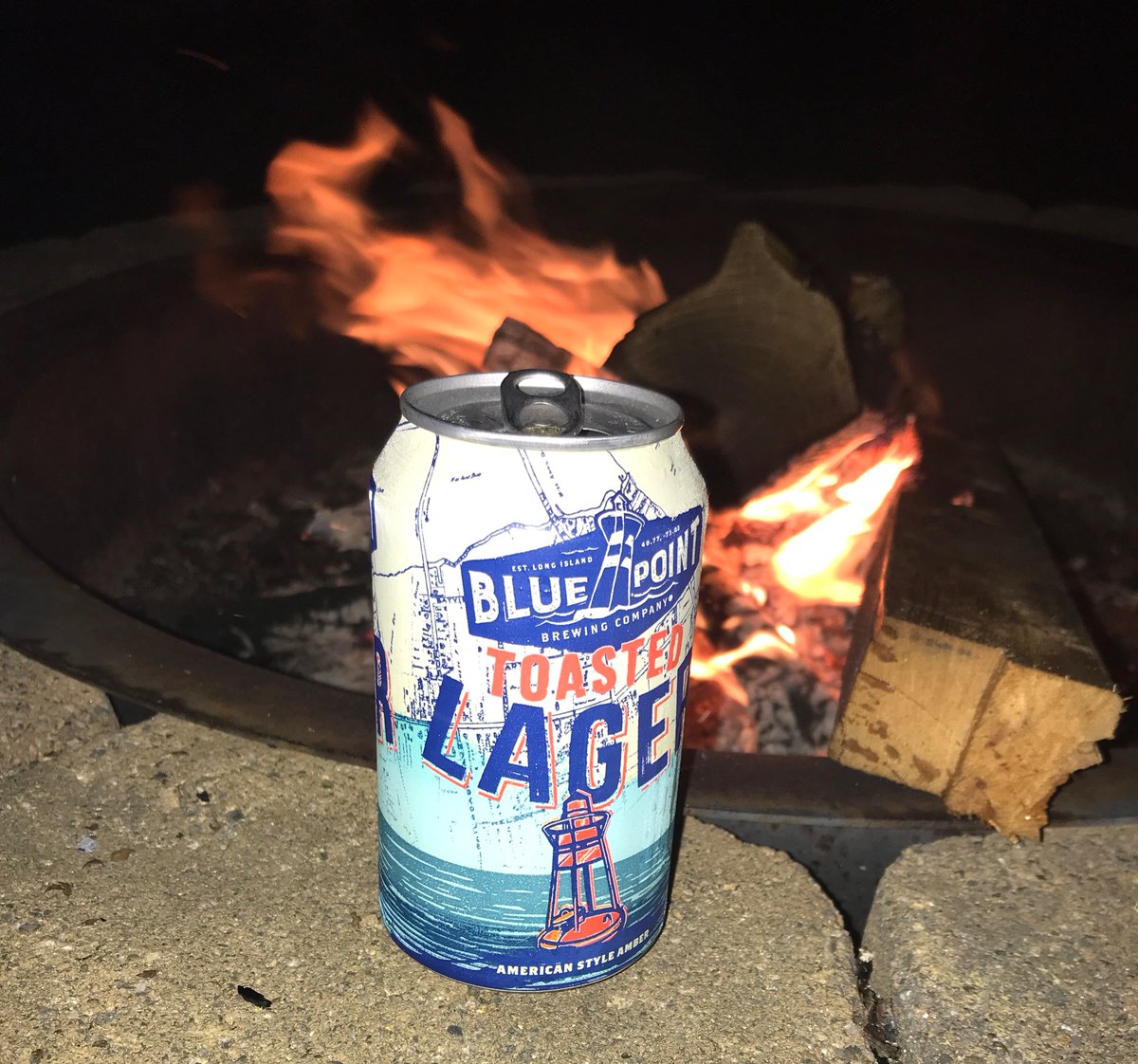 Krazeecurlz's tweet image. Yeah baby this is nice 
#Beeroclock #ToastedLager #LongIsland #SummerNight @BluePointBrewer