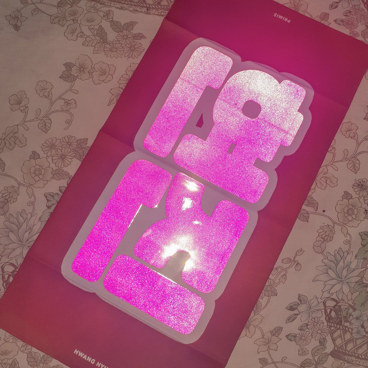 suncheonini's tweet photo. I'm never regret for buying this super beautiful slogan from @primis_hhj 😍😍😍😍😍😍❣❣❣

And also thank you so much for handling this GO🥰 @daedaneyo https://t.co/0EaAZ2tJWe