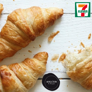 uae_7eleven's tweet photo. Start the week with a Flaky Croissant in your table and match it with 7-Eleven Coffee!
#sunday #breakfast #croissant #croissantlover #plaincroissant #chococroissant #almondcroissant #cheesecroissant #uae #amazing #dubai #delicious #abudhabi #fantastic #alainsquare #yummy #Foodie https://t.co/qyGEWwkMN0