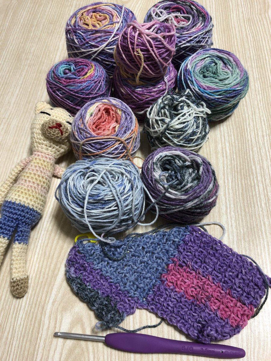 crochet_2525's tweet photo. オパール コットン
端数まきまき 合計190gあった
なんかちょい足したら
大好きなupako さんのスカート編めるねー 多分7枚目 編みまっす😎
#upako さん
#夏編みKCAL https://t.co/xmtCNche1P