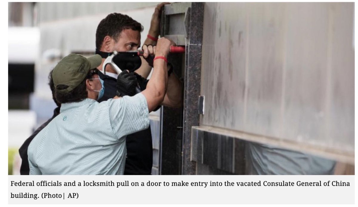 SpokespersonCHN's tweet photo. The premises of China's Consulate General in #Houston are the Chinese government's property. The US' break-in is in violation of the #ViennaConventiononConsularRelations as well as the #USConstitution and the #ForeignMissionsAct. It is no different from burglary. https://t.co/K3J0i2dlen