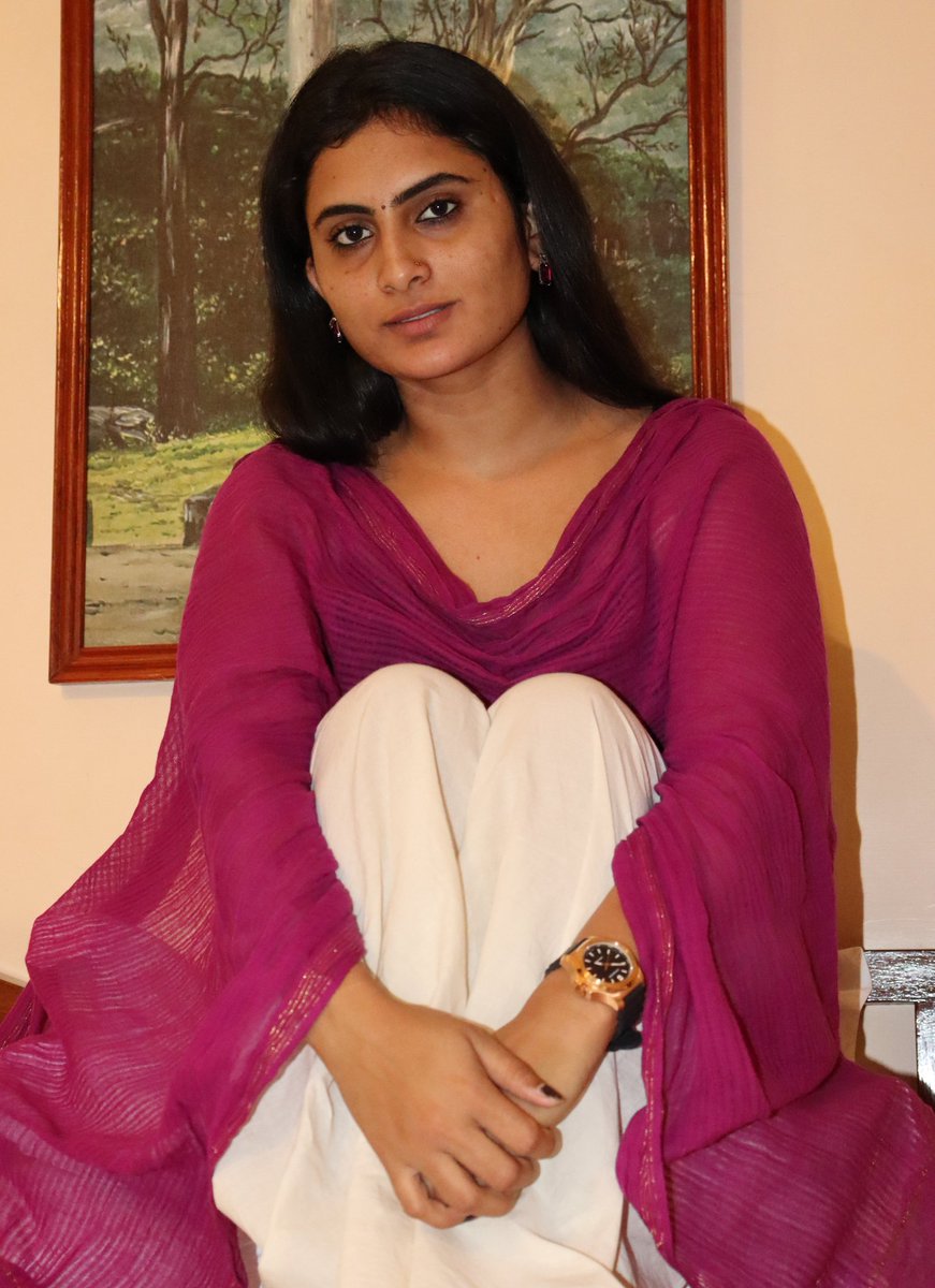 ZeelJoshii's tweet photo. Without Makeup 😂😂 
मैं चाहती हूं कि मेरे friends-Fans मुझे without  Makeup ही पहचाने और चाहे!🤗🤗 #GoodMorning #Google #without #makeup #MedTwitter https://t.co/hCWFE8G0L6
