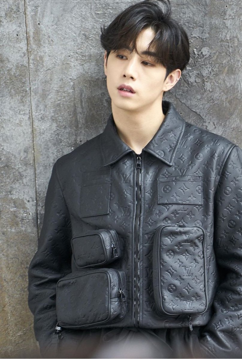 mtuan93forever's tweet photo. @mtuan93 This is for my dream, This is for my love.🐊🐰

👩Mark, I love​ you. #chatwithmark​ 
#Marktuan​#마크 @mtuan93
#GOT7 @GOT7Official https://t.co/pD9R1xCGS7