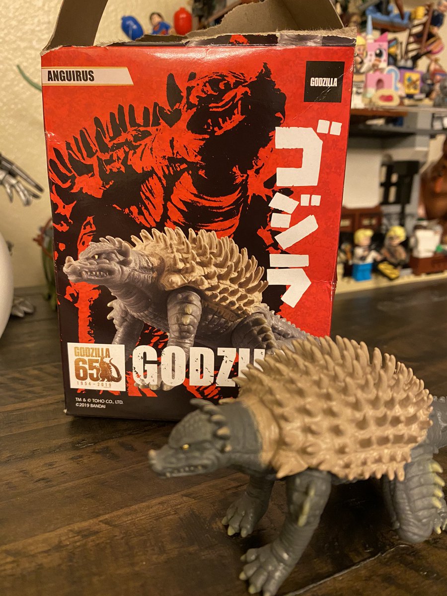 DanMilano's tweet image. That sad, regretful nerd moment when u realize the Angirus kaiju you ordered spontaneously isnt the 1968 version u love but the meathead Final Wars version. Also its way smaller than expected. #RetailRegrets #Godzilla #ImpulseShopping