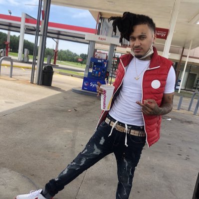 MackWitDaMac's tweet photo. #NewProfilePic https://t.co/iSyuxCJlCh