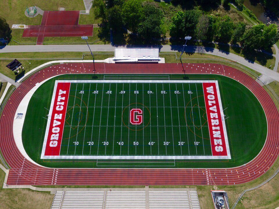 JoshSalisbury18's tweet photo. I’m excited to announce that I have received my first offer to play football at the collegiate level from Grove City College! Thank you @CoachDiDonato and @CoachBaney for extending an offer! Go Wolverines! #BrickByBrick https://t.co/C8vl1Cnx7i