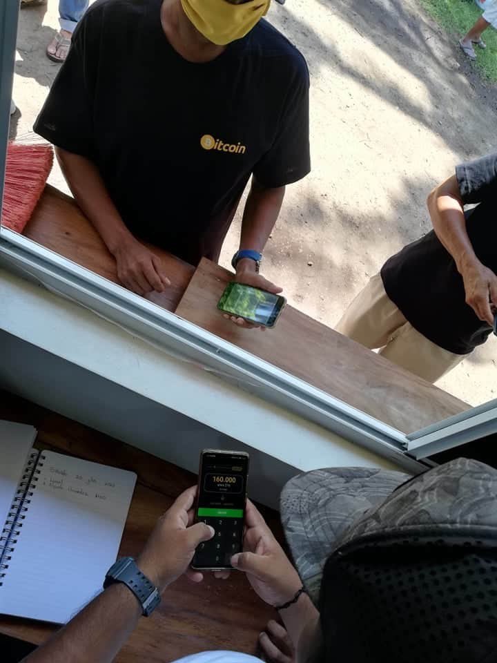 Bitcoinbeach's tweet photo. Paydays are even better when you are getting paid in BTC.  We have been able to put many of the people who lost their jobs due to Covid back to work in the community.  We are just putting the finishing touches on the new Bitcoin Community Center. https://t.co/K7CSukammn