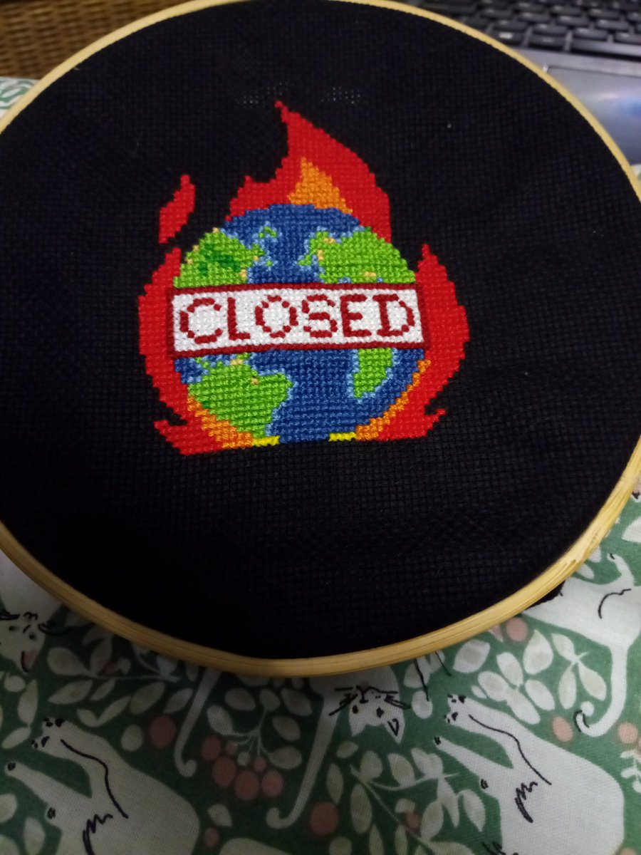 JessCashinIsMe's tweet photo. A cross stitch to sum up 2020 #crossstitch #sewing #2020 #earthisclosed #thisismytherapy #bright #colours #theworldisonfire https://t.co/ZLRlBkjG17