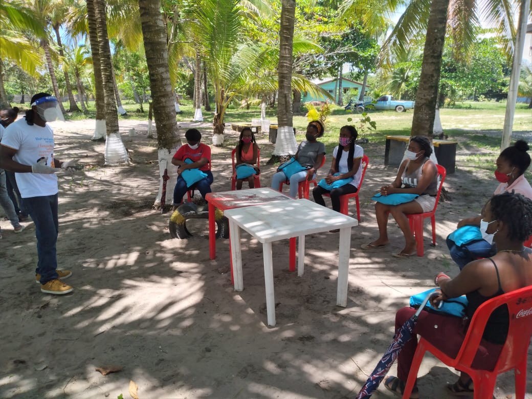 A través del apoyo del Fondo de Poblaciones de Naciones Unidas ( UNFPA ) se ha logrado apoyar algunas mujeres de las comunidades garífunas de Masca, Travesía, Bajamar y la Colonia Alfonso Lacayo. Estos paquetes están equipados con insumos de bioseguridad.<a href="/UNFPA_Honduras/">UNFPAhonduras</a> <a href="/ONU_es/">Naciones Unidas</a>