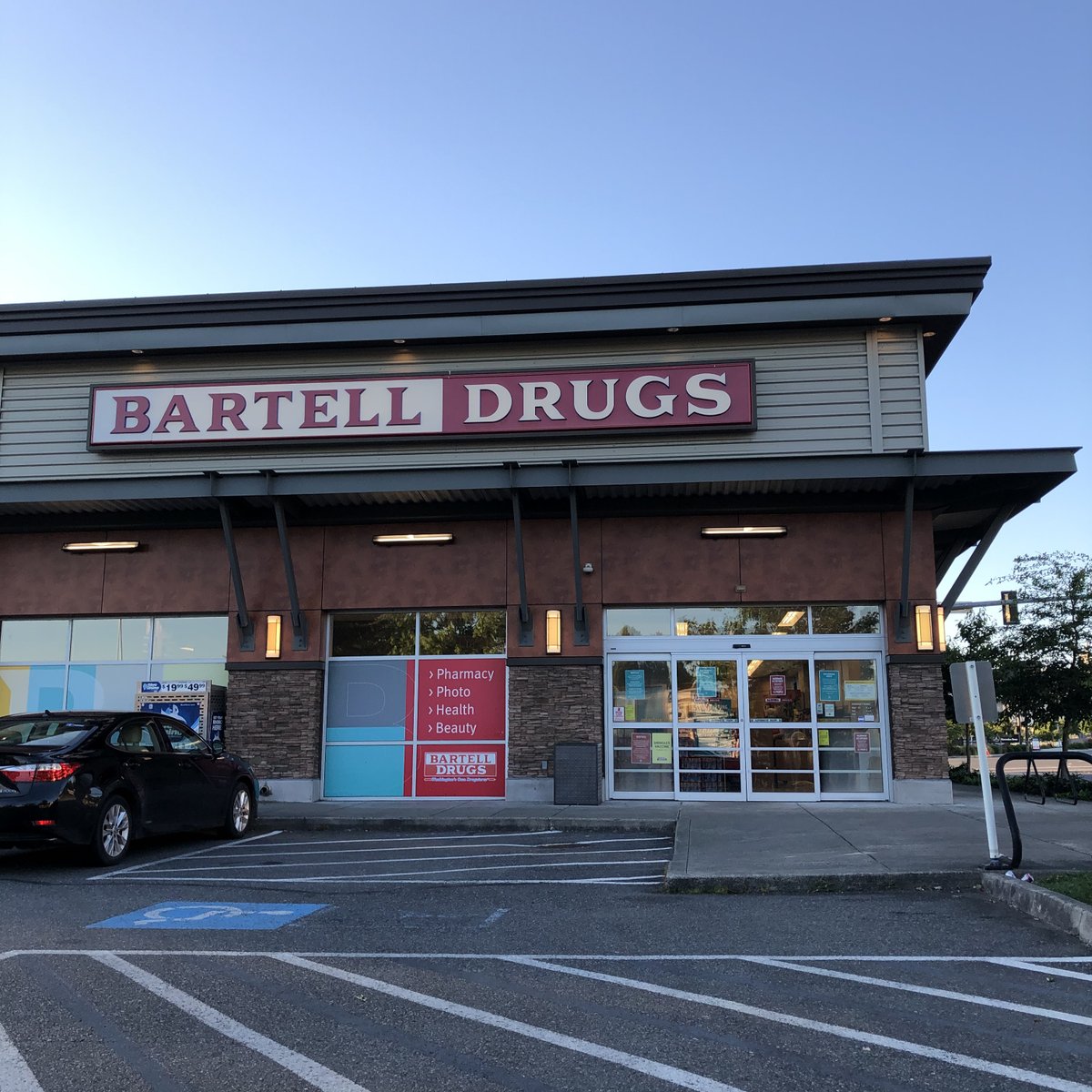 Just stopped in to the Midlakes <a href="/bartelldrugs/">Bartell Drugs</a> for a few necessities. Or is that the Mistake store @howiecohen? #grandopeningtweets