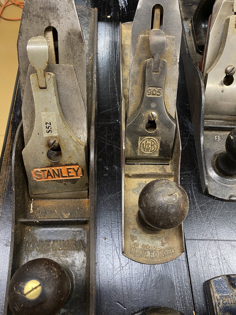 vAVF925's tweet photo. The one box in the attic your Dad left for you but you never got around to checking it out - holy crap!!! #woodworking #attictreasure #epicfind #handtools https://t.co/R0Y6z42CIY