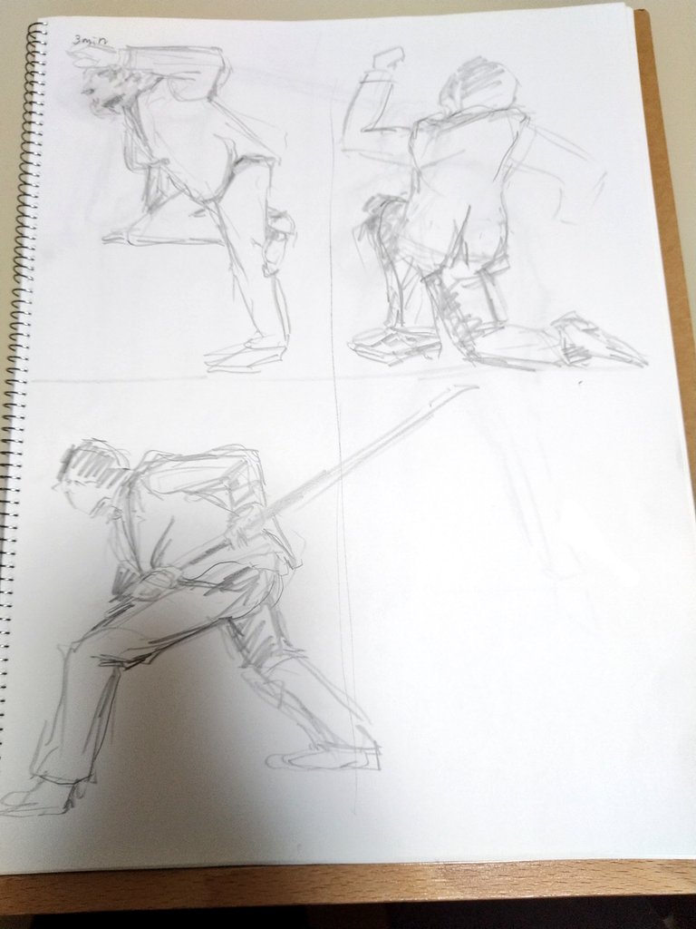 久しぶりに実際のモデルさんを描くクロッキーやりました。特に男性は初めてだったので貴重な体験ができました。
主催、モデルの方、ありがとうございました。

#渋谷クロッキー会 