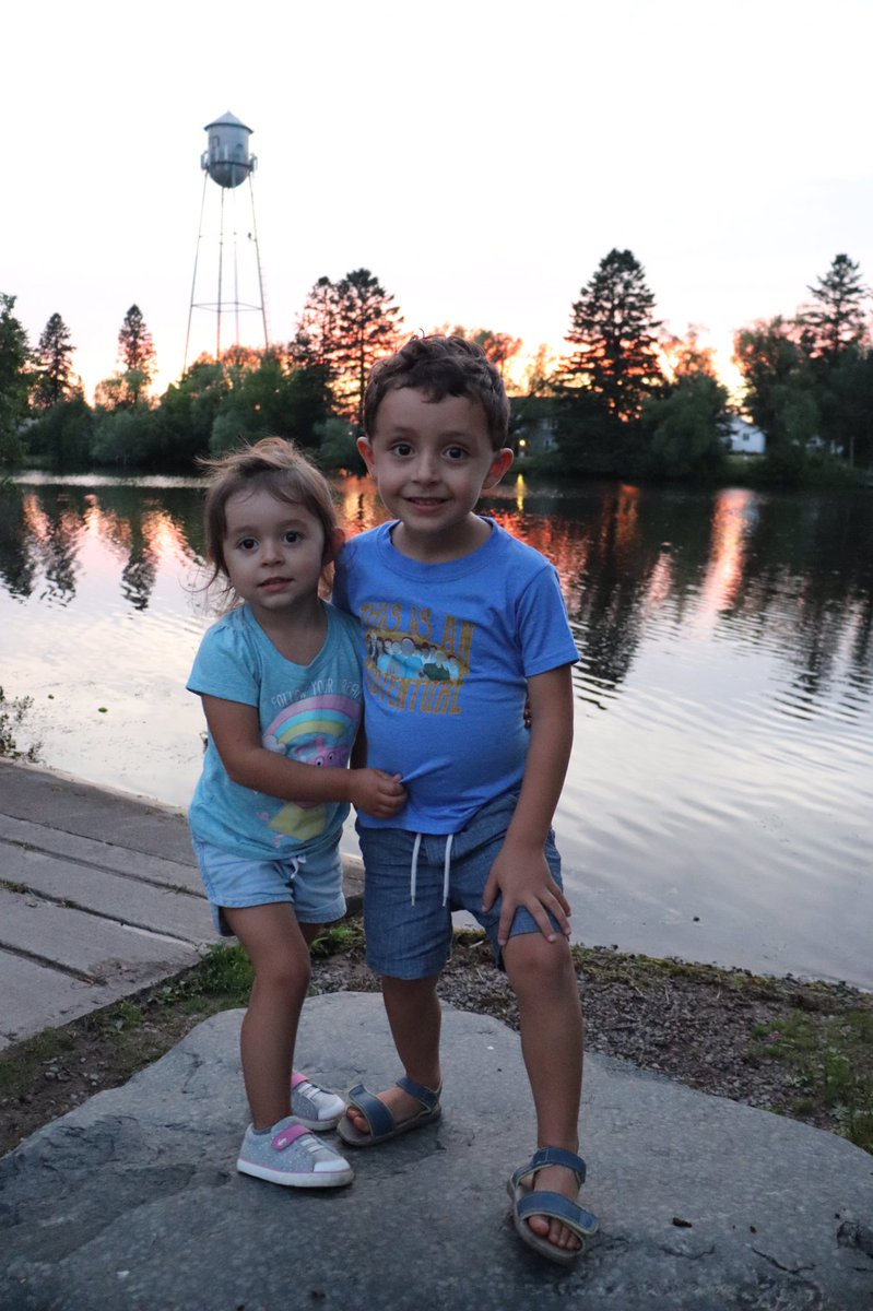 DarrenThies's tweet photo. Sunset in Hayward, Wisconsin, the home of the Freshwater Fishing Hall of Fame. It’s hard to beat Wisconsin sunsets. #hayward #haywardwi #discoverwisconsin #explorewisconsin #wisconsin #northernwisconsin #sunset #wisconsinsunset https://t.co/GNYkXexFCZ