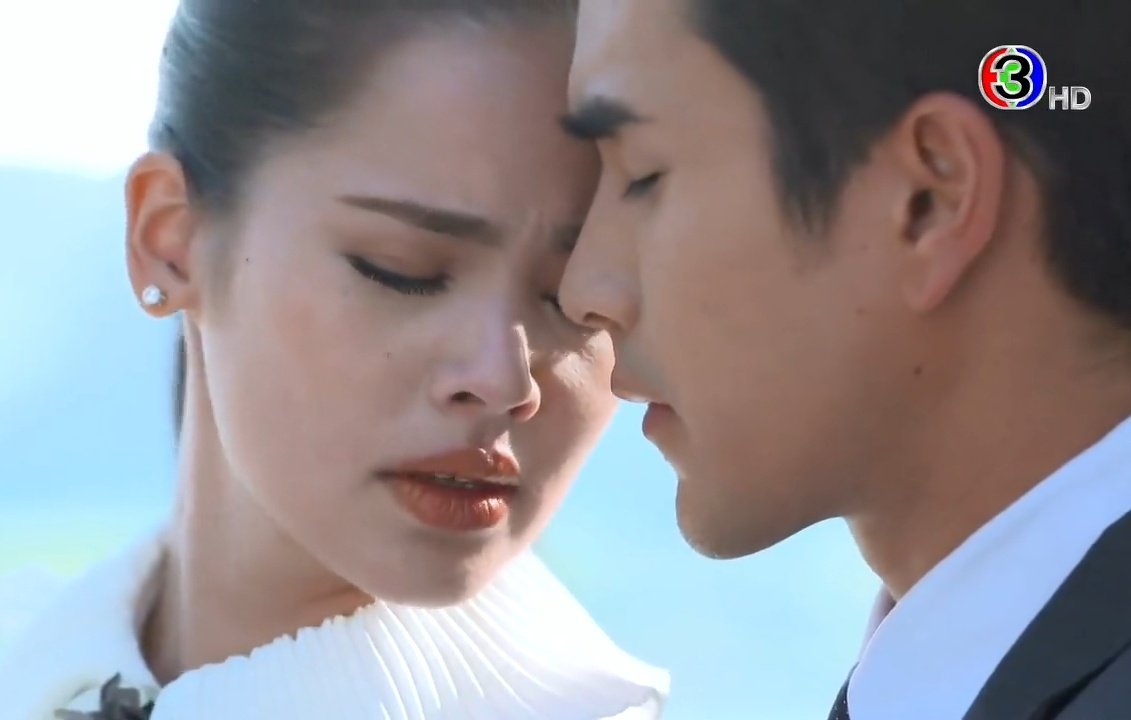 Whoever you are who believed in some disgusting news about her before, I tell you she's more than those freakin names you've called her. The only person she has and will ever have is .. #UrassayasLiked #ณเดชน์ญาญ่า  #nadechyaya  #ณเดชน์  #ญาญ่า  #nadech  #urassayas  #kugimiyas  #yaya