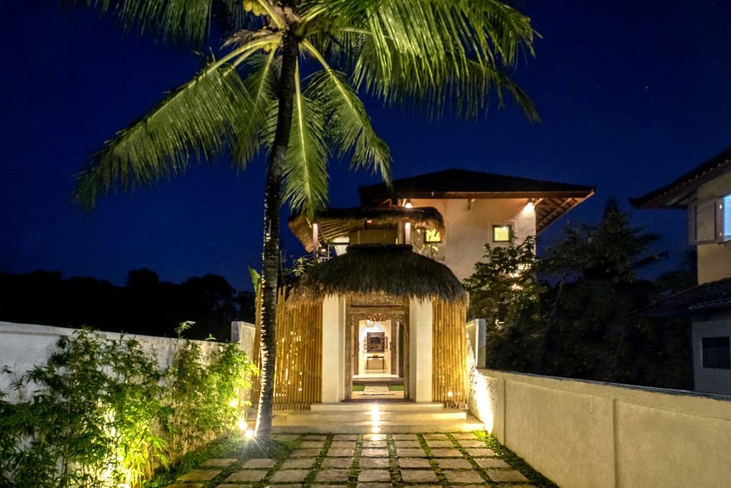 myndplusevent's tweet photo. READY FOR RENT !!!
STAY RELAX IN UBUD PRIVATE VILLA 
Suweta - Ubud

Monthly Rental : IDR 20.000.000
Yearly Rental : IDR 200.000.000
NEGOTIABLE !!

Info : 082144422770 / 0817422770 https://t.co/LdJUMu2oz0