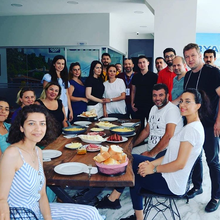 Ekibimiz ile Pazar Kahvaltısı