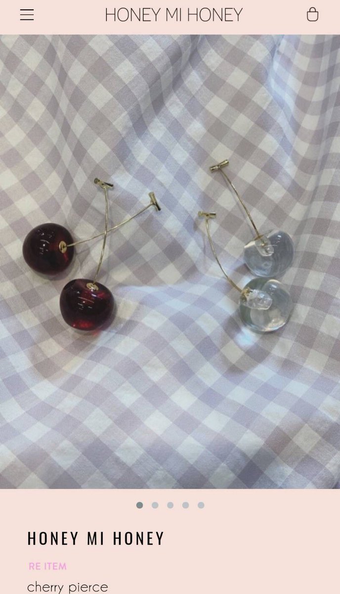 眞白ありす ハニーミーハニーのさくらんぼのピアスに似てるやつをクレアーズで見つけた クレアーズはセールしてるから300円だった 安い 眞白ありす ハニーミーハニーのさくらんぼのピアスに似てるやつをクレアーズで見つけた クレアーズはセールしてるから300円だった 安い