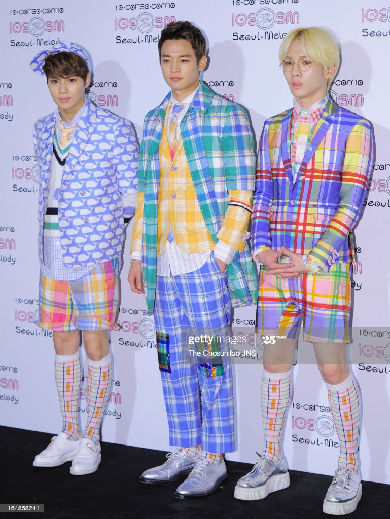 a day in shinee history . WHY WERE THE KNEE HIGH SOCKS EVER ALLOWED