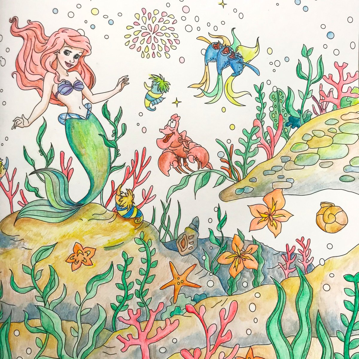 旅するディズニー塗り絵