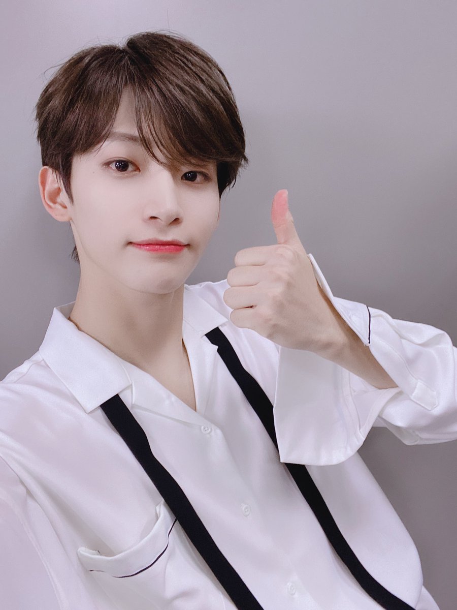 CRAVITY_twt's tweet photo. 러비티~❤️정모는 러비티가 있어서 너무 행복해요☺️ 오늘 스페셜무대도 많이 봐주세요!!
#정모 #러비티 #드림콘서트 https://t.co/yw16eq24Qh