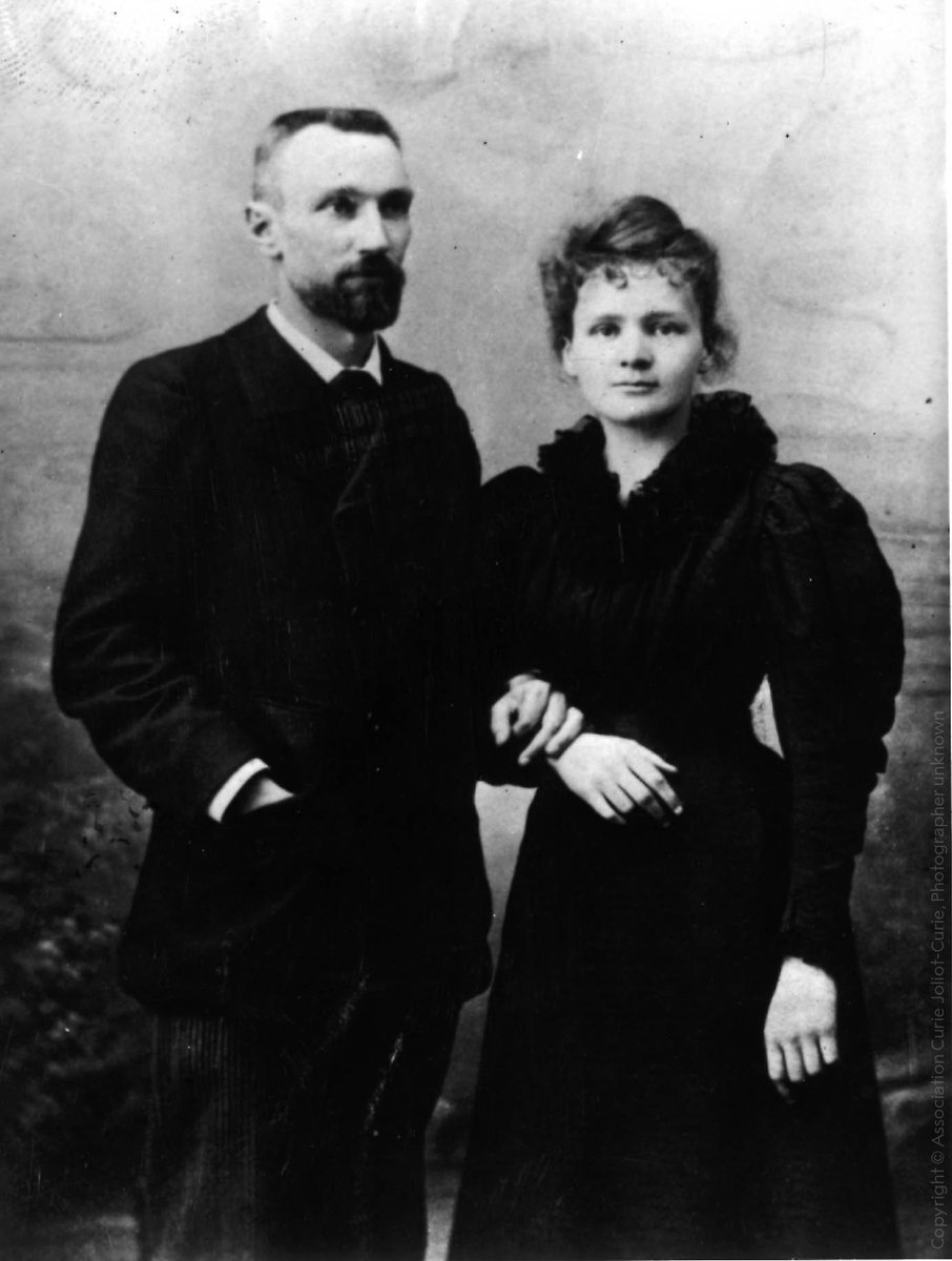 Take a look at this wedding photo taken #OTD, 26 July 1895, of the most renowned couple in the history of the #NobelPrize: Marie and Pierre Curie.

Instead of a bridal gown, Marie wears the very dark blue outfit that would serve her for many years as a laboratory outfit.