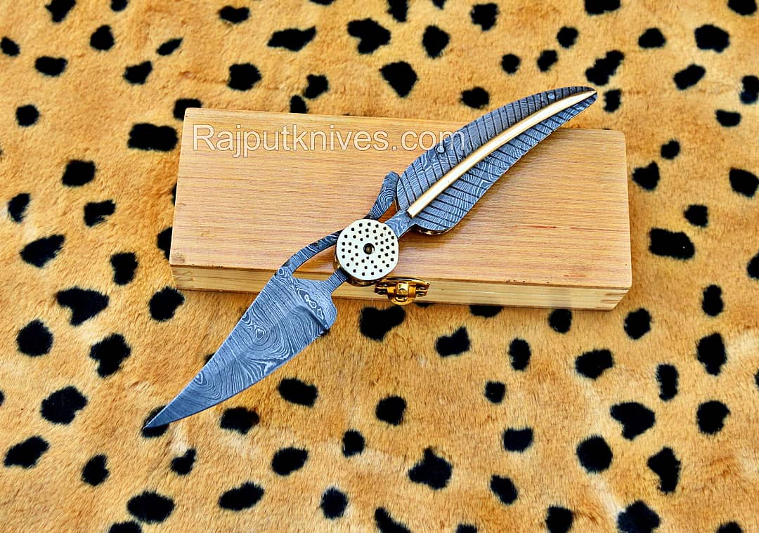 RajputKnives's tweet photo. Hand Forged leaf pocket knife with #damascus_steel engraved brass bolster.
We are making custom knives.
Contact me whatsapp( +923045701960) for more information.
.
Give us a follow @RajputKnives 
Subscribe us on Youtube: Rajput Knives
.
#leafknife #leafpocketknife #rajputknives https://t.co/5rmbivTF5Z