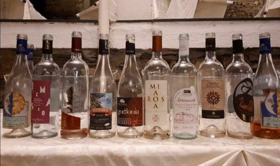 Sergio75829756's tweet photo. Espressioni in Rosa. Terzo appuntamento, dopo #Vermentino e #bollicineluccicantiliguri. Protagonisti i produttori. #Ramoino #Federici #kamancine #Possa #ilmonticello #bosoni #Bruzzone #Giacomelli #Cascinanirasca. Ottima riuscita, con pubblico entusiasta https://t.co/9KguMM3vdV