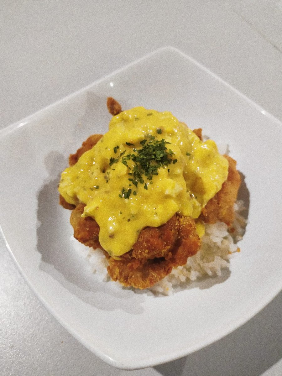 rginanjarp's tweet photo. Hasil coba coba bikin selama di rumah
- Beef steak mushroom sauce ✅
- Beef Bowl ✅
- Chicken salted egg ✅
- Chicken black papper ✅
- Karage ✅
Tampilannya masih kurang menarik, tapi rasanya mayan laaa 🤭 https://t.co/b1q256mUMj