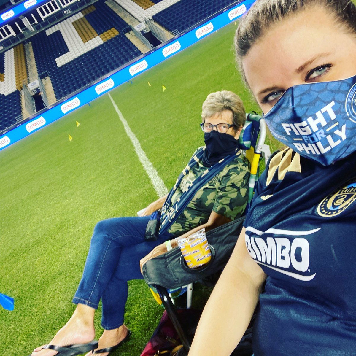 harley091's tweet photo. Totally worth wearing the mask tonight.    Well done @PhilaUnion keep making us proud !   Much love from Chester 💙💛💙💛 #MLSisBack #knockoutroundcheck #bringonthequarterfinals #noturningback #thisisphilly #bphilly #doop https://t.co/uXmtfttCx5