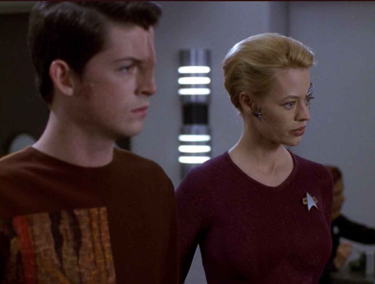 ManuIntiraymi's tweet photo. You know you want a series with these two, (where Icheb is played by the real guy @ManuIntiraymi For anyone that says Icheb is dead, I say not until they hire the man who plays him. @startrekcbs Killed a clone #StarTrek https://t.co/9eGF4d0euP