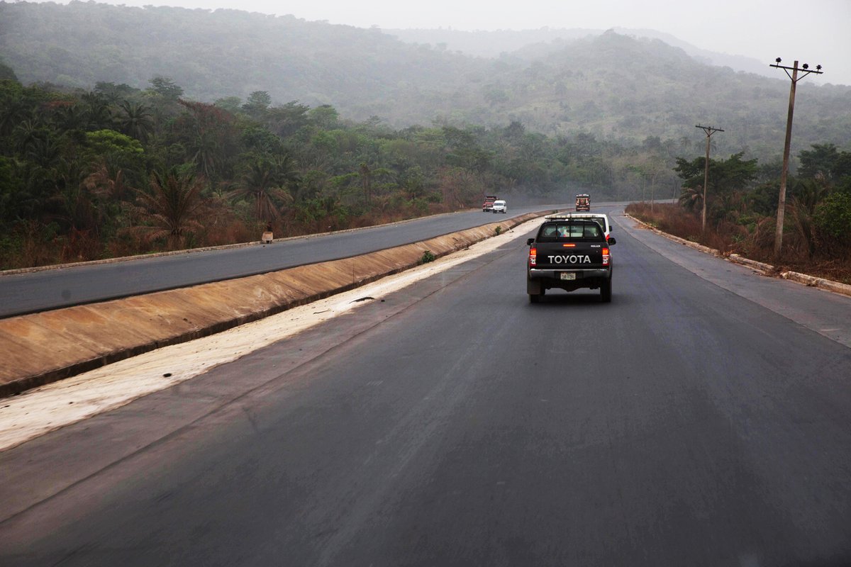 Part Two Of N162.5bn SUKUK Expenditure Breakdown: #ThreadSOUTH-EAST BREAKDOWN: FIVE ROADS(1) ENUGU-PH DUAL CARRIAGEWAY: (LOKPANTA-UMUAHIA)Contractor: Setraco NigeriaContract Sum: N39.54bnCurrent Completion Level: 64%2020 SUKUK Payment: N5.0bnKms Covered (2020): 21.7km