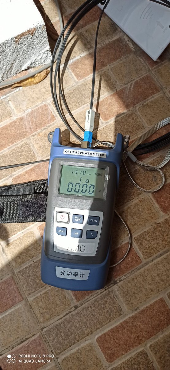 k4doet's tweet photo. @oxygenidhome apakah sedang terjadi gangguan massal, id pelanggan 21801783 a/n Yulia Laminingsih router kedip merah dan 21801870 a/n Meyer Sirait juga router kedip merah https://t.co/zb4SfroF1b