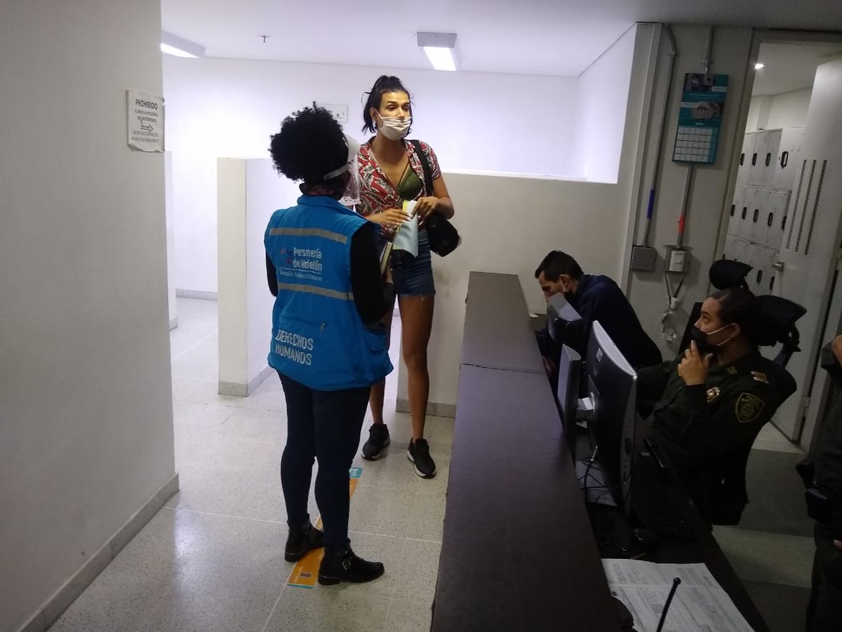 personeriamed's tweet photo. La Personería de Medellín solicita el cese de la medida a mujer trans, que fue conducida al Centro de Traslado por Protección #CTP. Además acompañaremos el traslado de su destino final para proteger su integridad. #PorTuDiversidadMásCerca https://t.co/ubnMOtLoqy